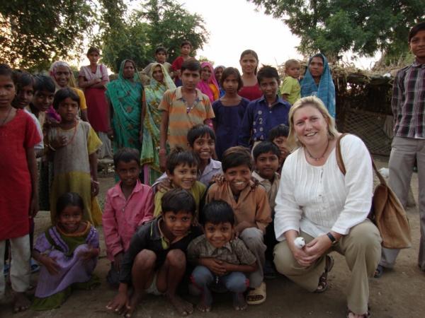 Women and children Fairtrade cotton farmings.JPG